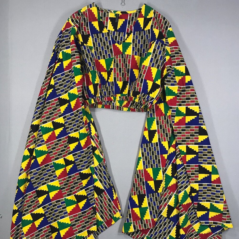 Women's Look At Me Crop Top One Size African Kente Pullover V-Neck Open Sleeve